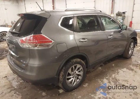 2015 Nissan Rogue S/Sl/Sv z USA, uszkodzony, nr VIN 5N1AT2MV1FC918436
